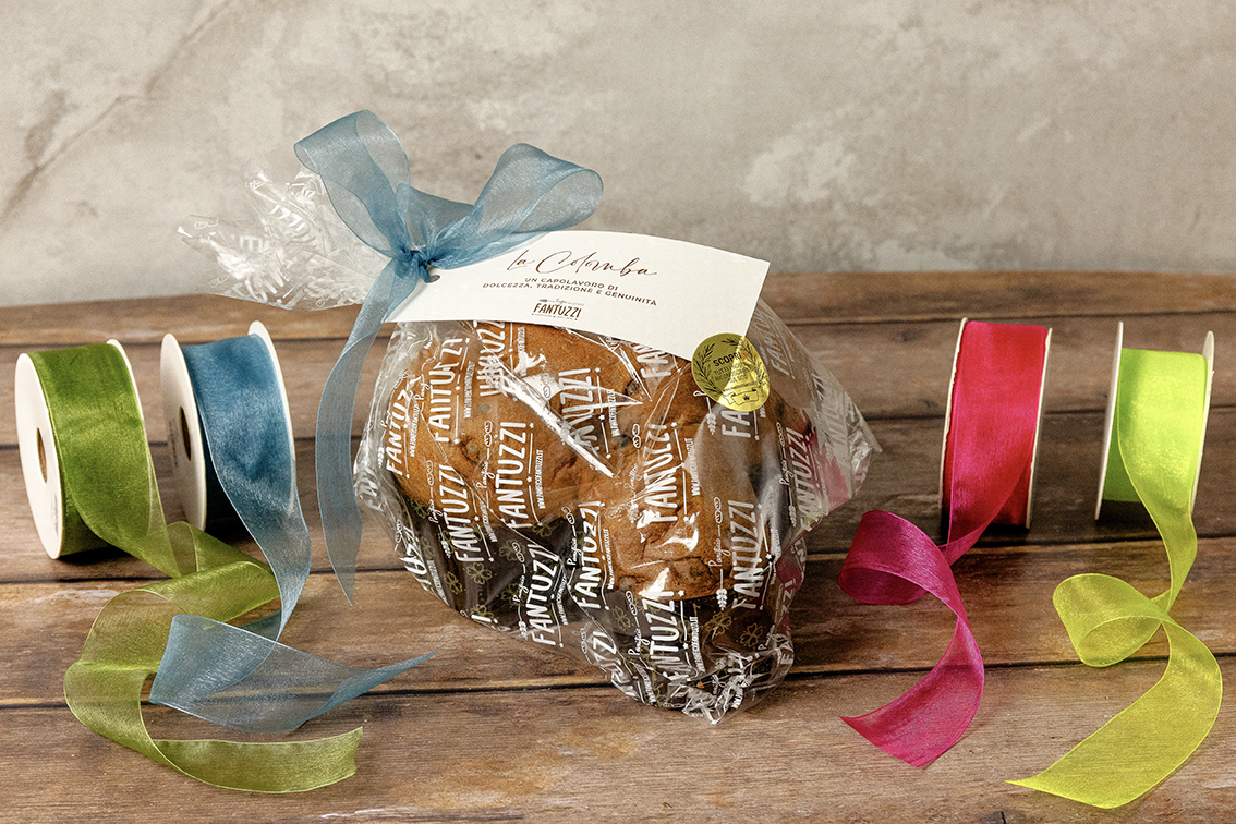 Colomba artigianale Panificio Fantuzzi confezione con fiocco e cartellino