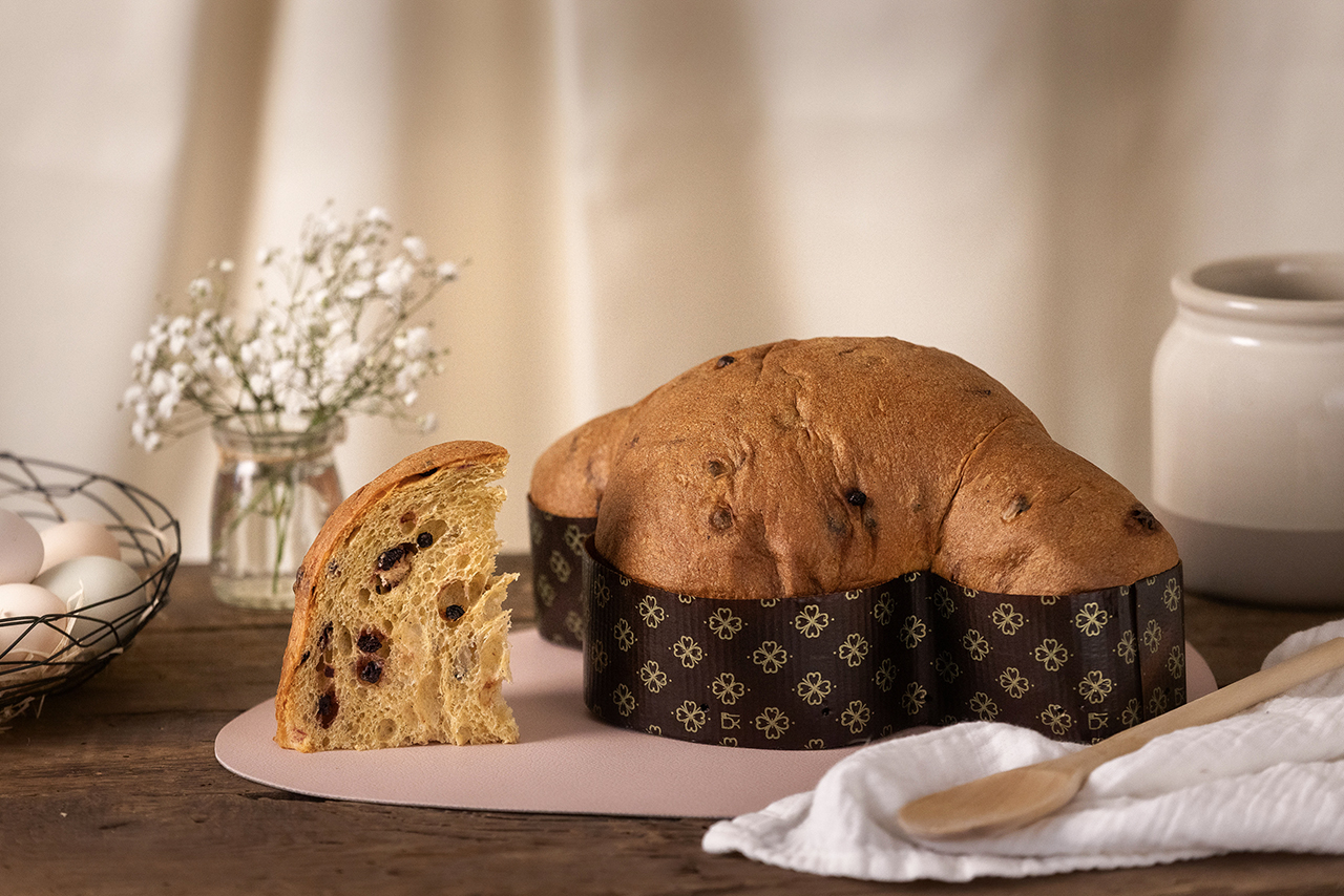 Colomba artigianale Mirtilli e Grano Saraceno